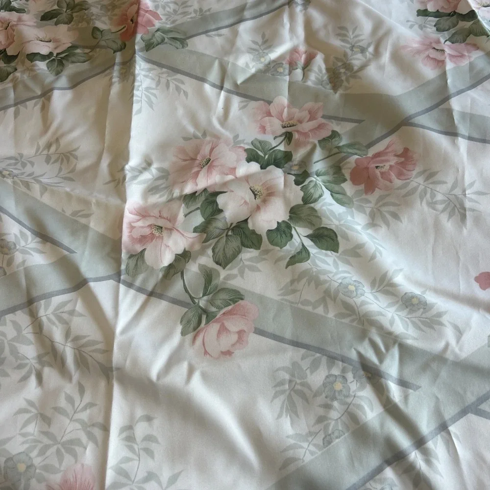 Cottagecore Vtg Springs Home Ruffled Shower Curtain Floral USA Made 66X67